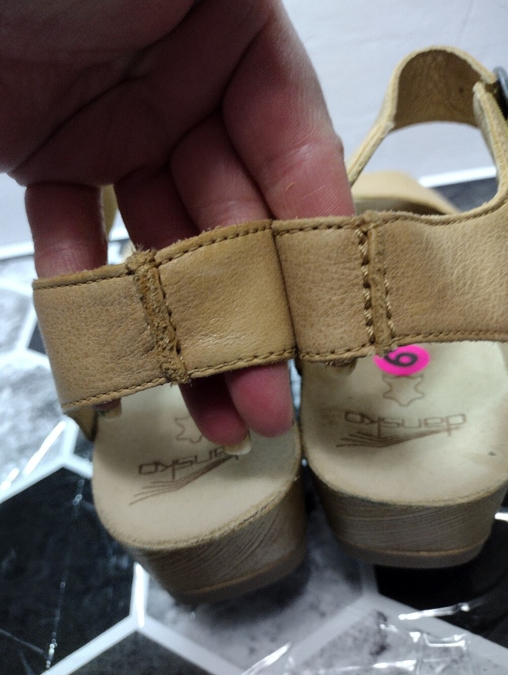 Dansko Women's Tan Peep-Toe Ankle Strap Wedge Sandals Leather Size 39 - Picture 5 of 13